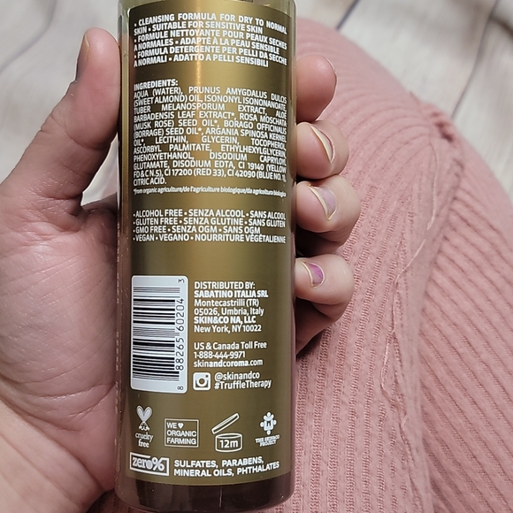 Skin & Co truffle therapy cleansing oil - Picture 4 of 4